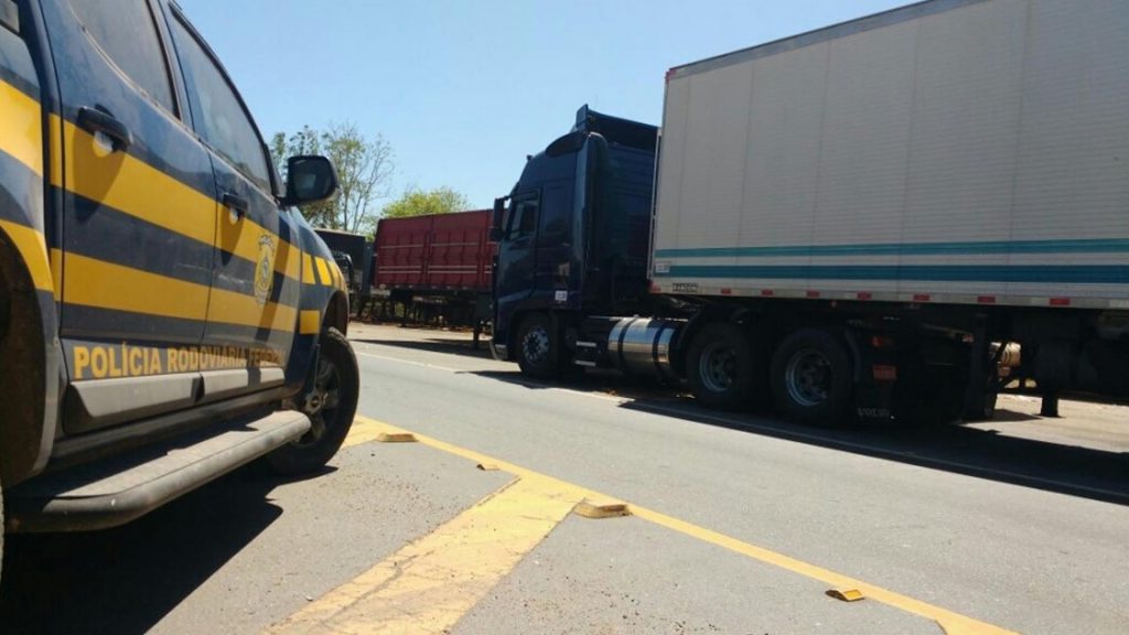 PRF não restringirá o tráfego de caminhões