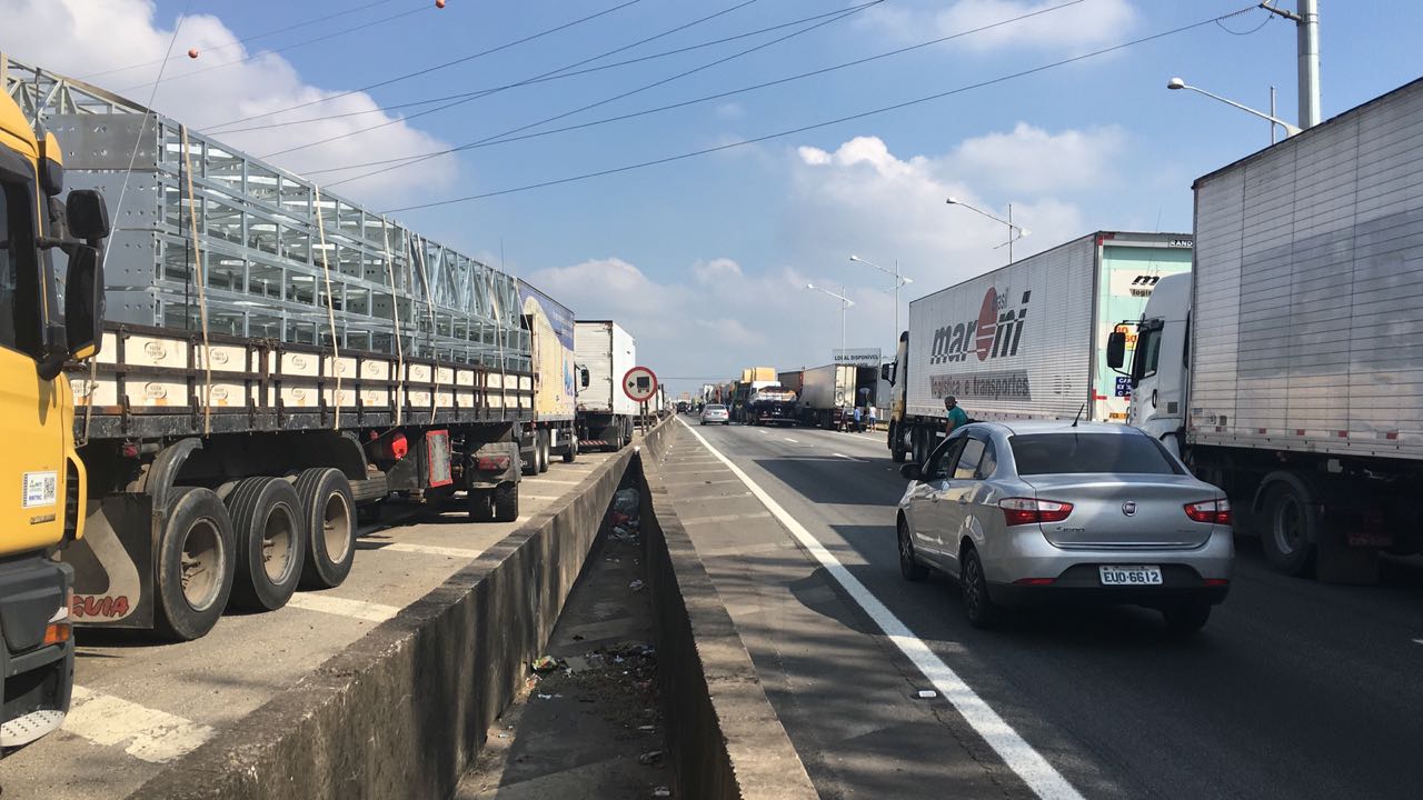 São Paulo tenta acordo local com os caminhoneiros